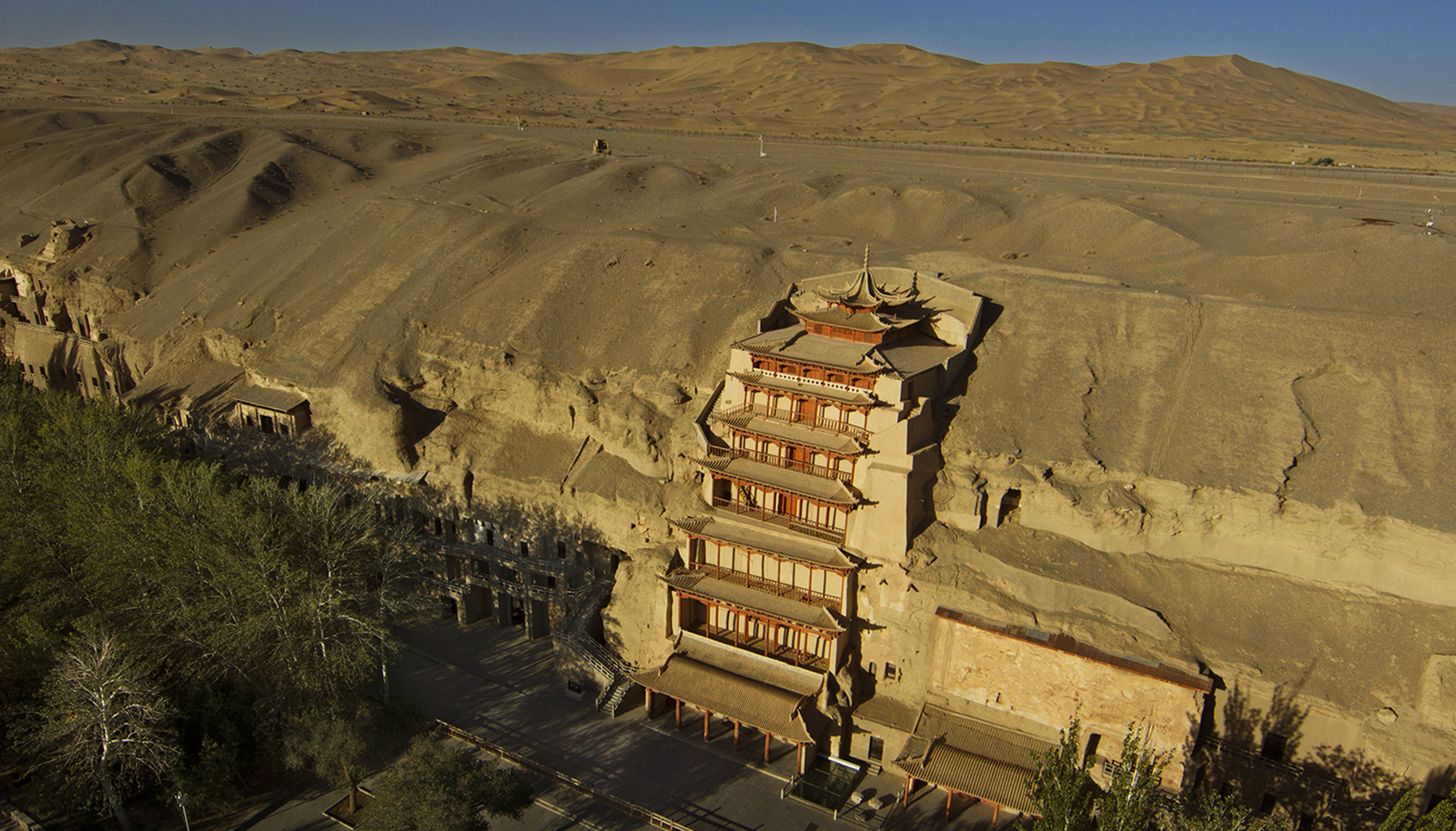 穿越甘肃，历史与文化交融之旅